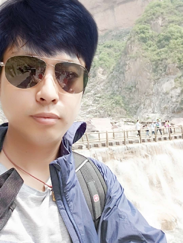 雅俗共赏的第一张照片--上饶相亲服务中心