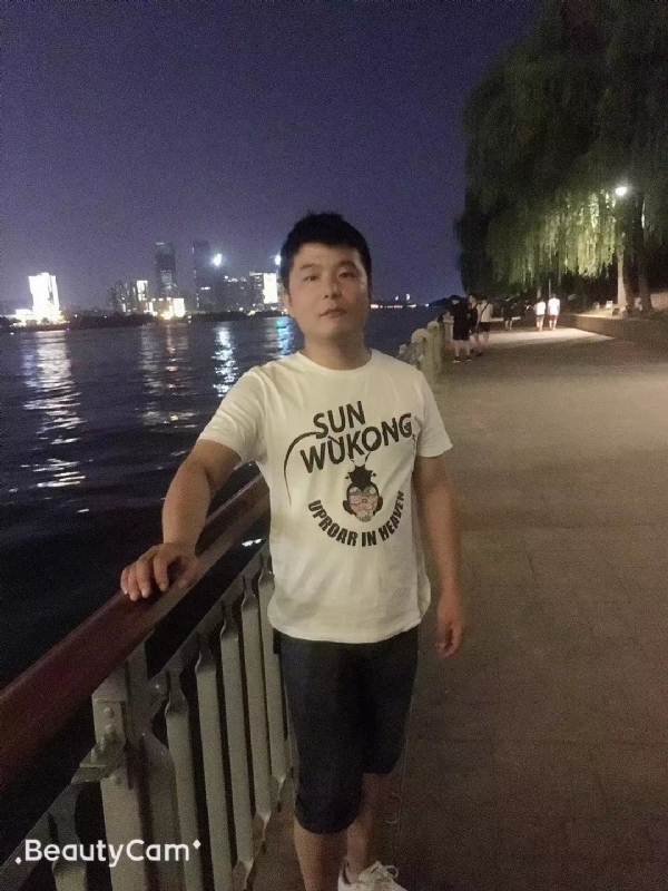 古月的第一张照片--上饶相亲服务中心