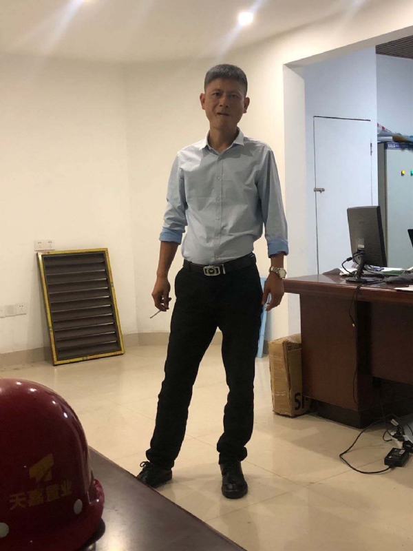 郁闷之中的第一张照片--上饶相亲服务中心