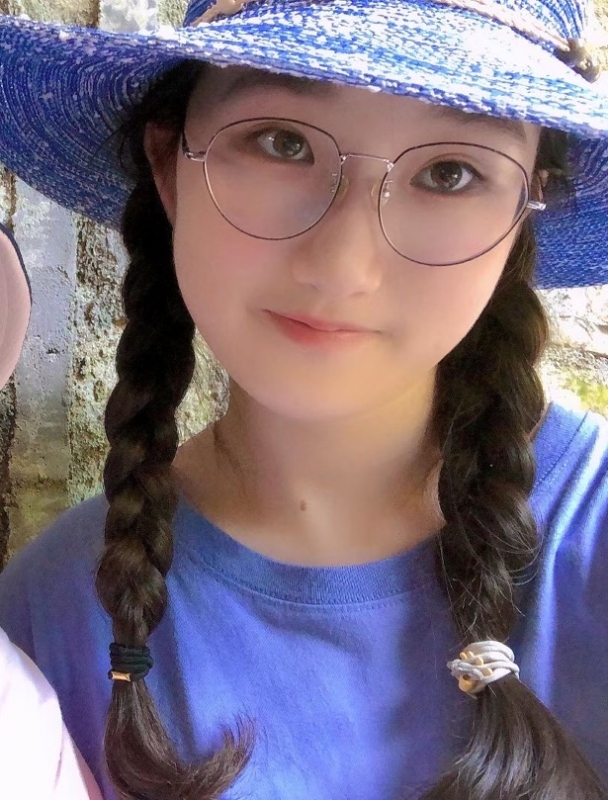 渴望爱情的第一张照片--上饶相亲服务中心