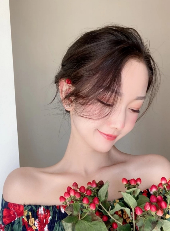 小诗vanessa的第二张照片--上饶相亲服务中心