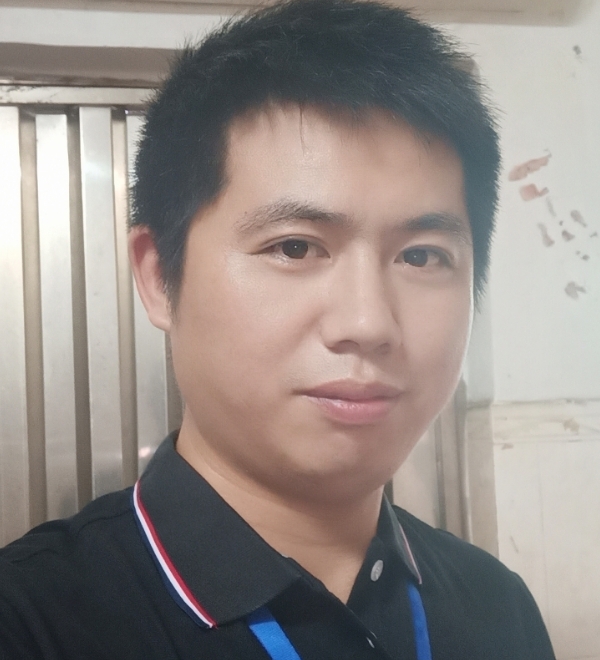 单身奶爸的第一张照片--上饶相亲服务中心