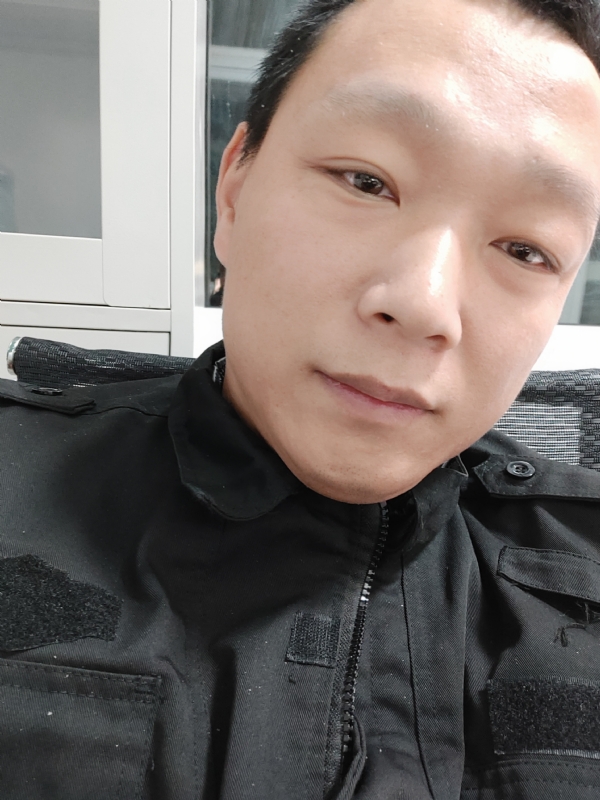 真实找人结婚的第二张照片--上饶相亲服务中心