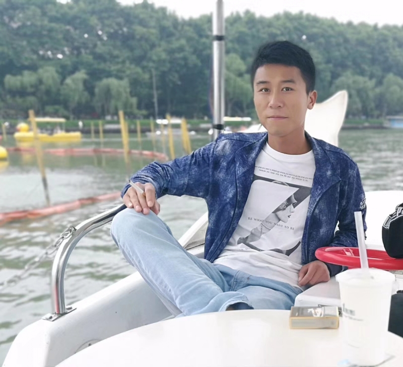 小熊微品的第一张照片--上饶相亲服务中心