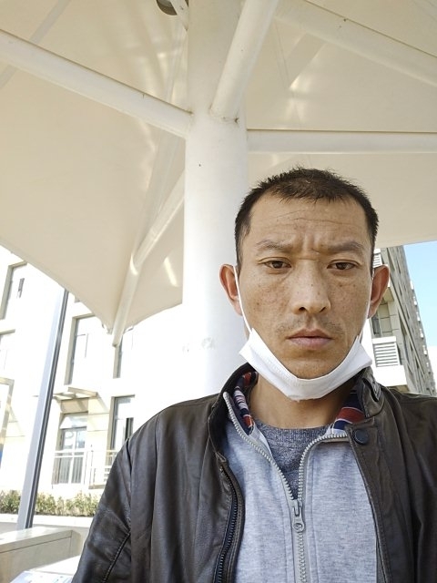 孤狼的第一张照片--上饶相亲服务中心