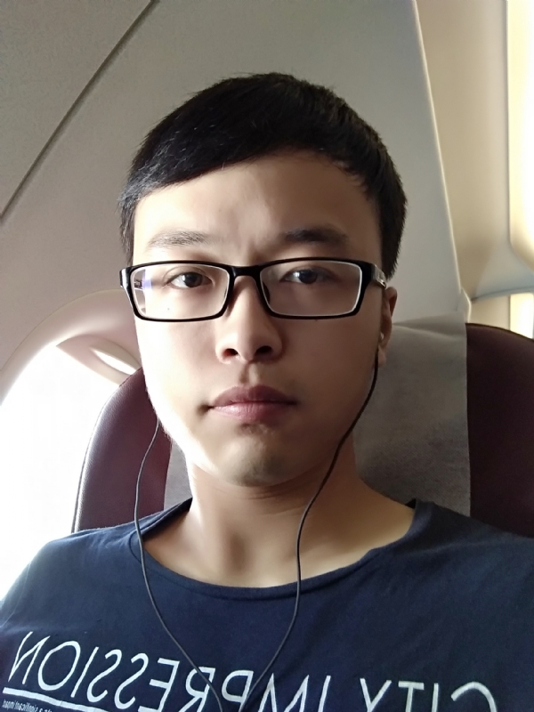 在水一方的第二张照片--上饶相亲服务中心