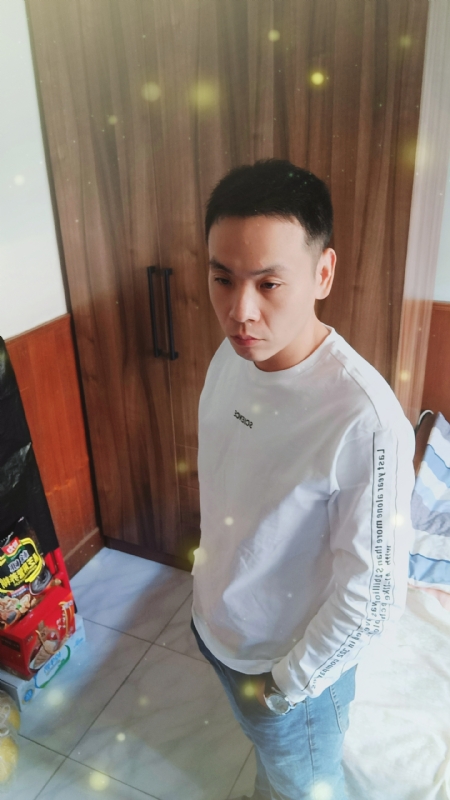 没有蜡笔的小航的第三张照片--上饶相亲服务中心