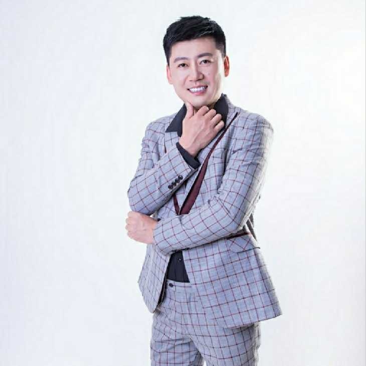 屋顶拾荒人的第一张照片--上饶相亲服务中心