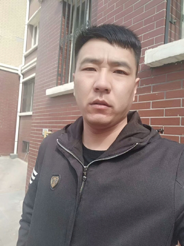 谁伴我闯荡的第一张照片--上饶相亲服务中心