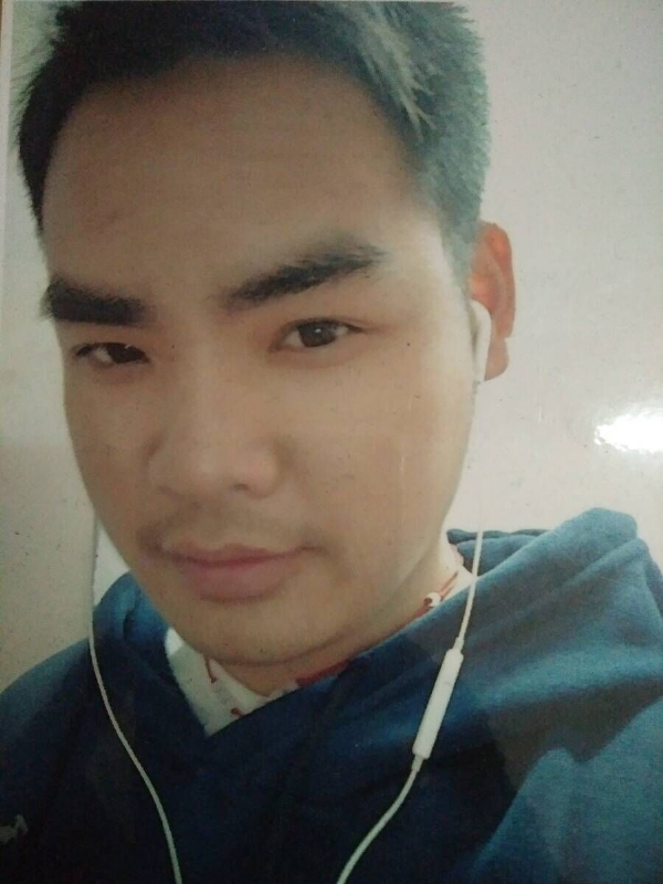 渴望爱的第一张照片--上饶相亲服务中心