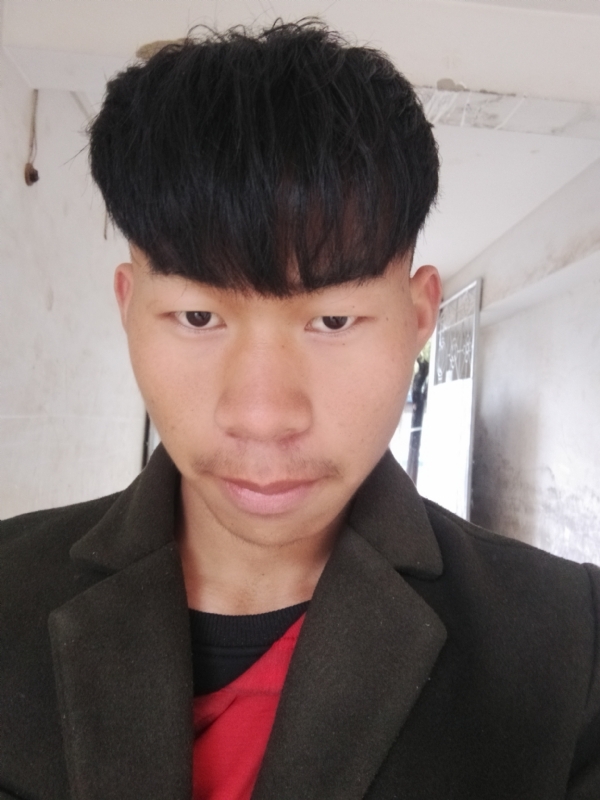 少年不在少的第二张照片--上饶相亲服务中心