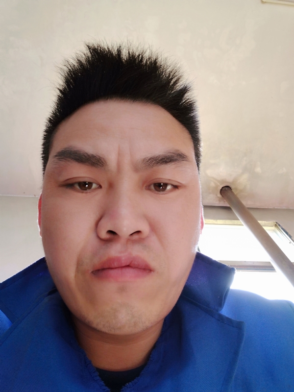 太阳红的第二张照片--上饶相亲服务中心