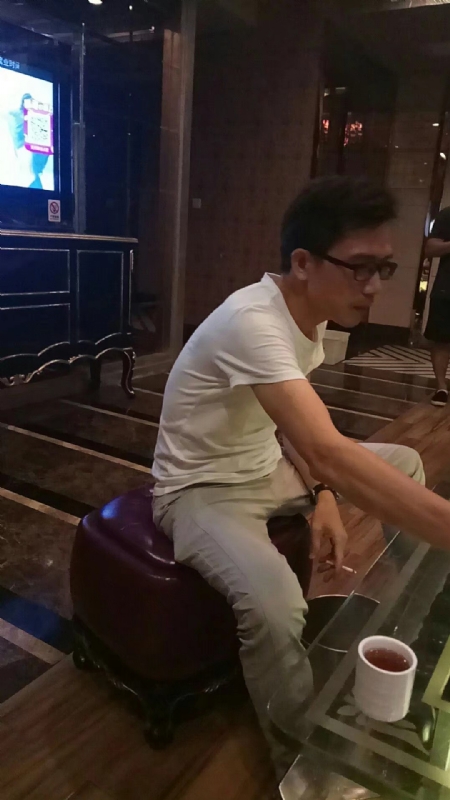 期待缘分的第一张照片--上饶相亲服务中心