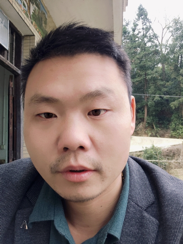 曾小焱的第一张照片--上饶相亲服务中心