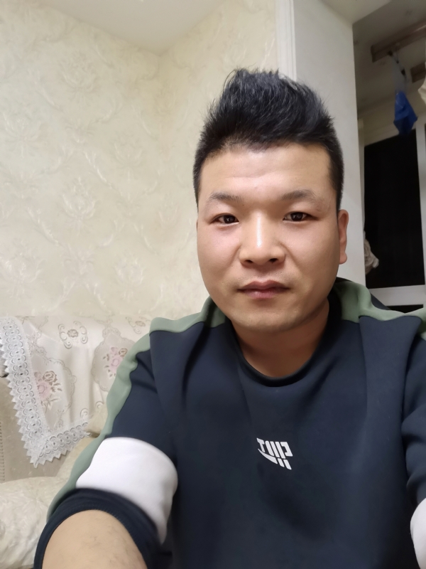 小猪猪的第一张照片--上饶相亲服务中心