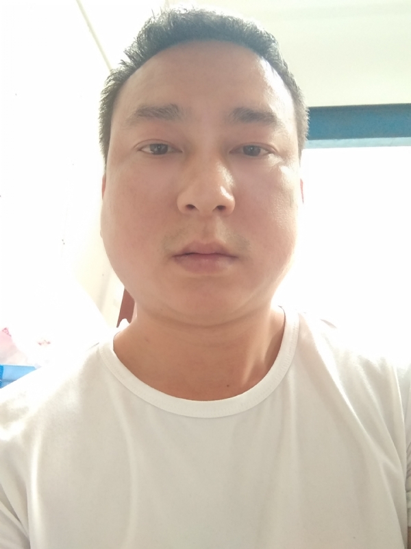 大叔的第一张照片--上饶相亲服务中心