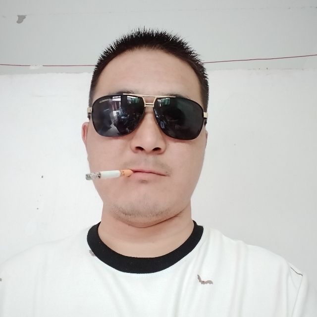 白伟伟的第一张照片--上饶相亲服务中心