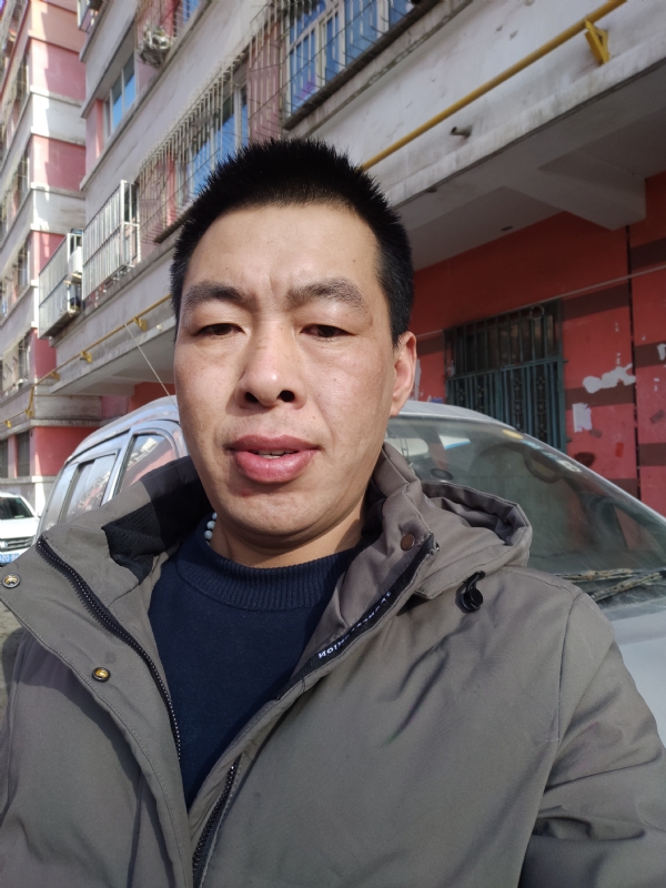 华哥的第一张照片--上饶相亲服务中心