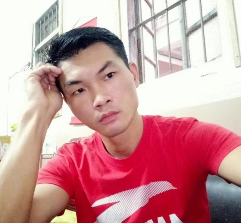 英俊的台灯的第一张照片--上饶相亲服务中心