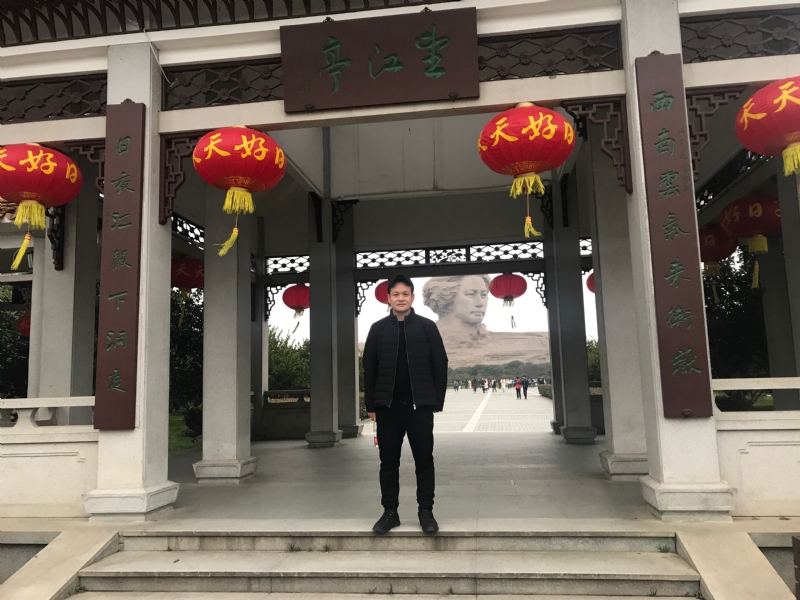 风继续吹的第一张照片--上饶相亲服务中心