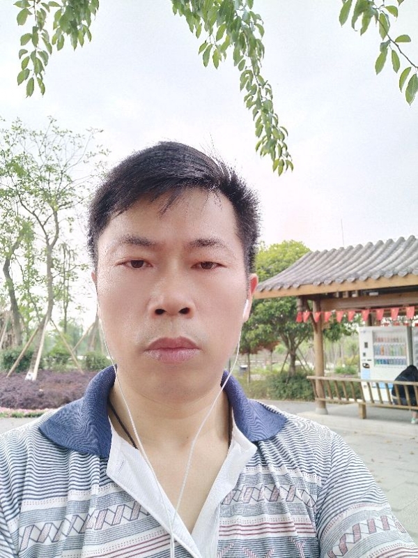 一个人的孤单的第一张照片--上饶相亲服务中心