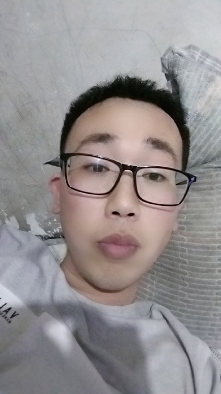 喜欢比我大的女人的第一张照片--上饶相亲服务中心