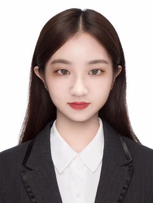 侧耳倾听的第一张照片--上饶相亲服务中心