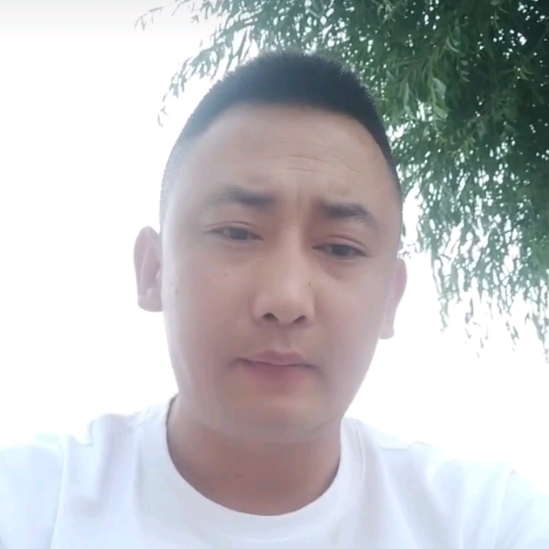 潇洒的第一张照片--上饶相亲服务中心