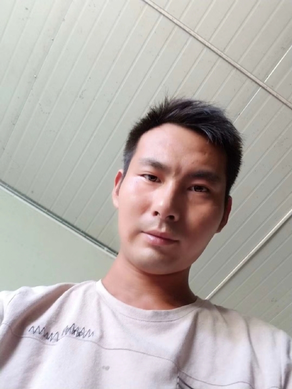 快乐肥宅水的第一张照片--上饶相亲服务中心