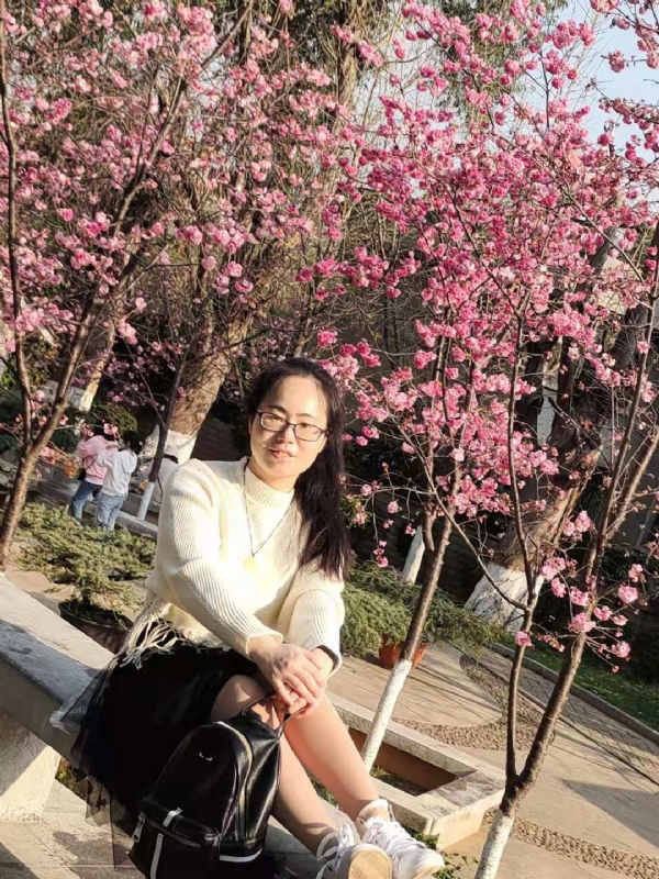 Nancy的第一张照片--上饶相亲服务中心