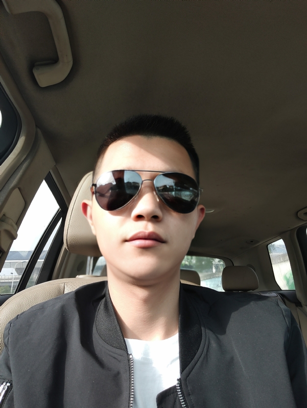 葛先生的第二张照片--上饶相亲服务中心