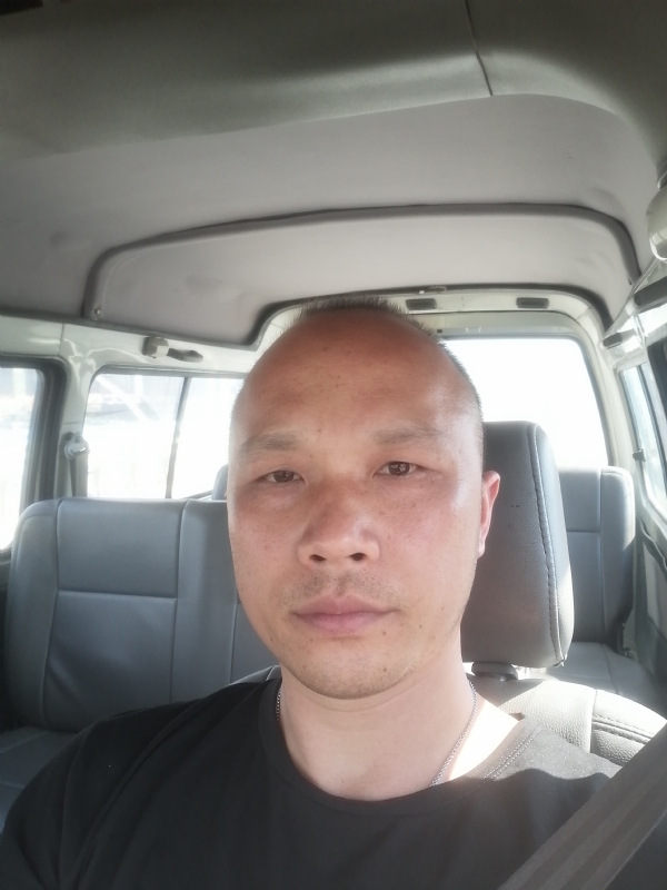 新旺丁的第一张照片--上饶相亲服务中心