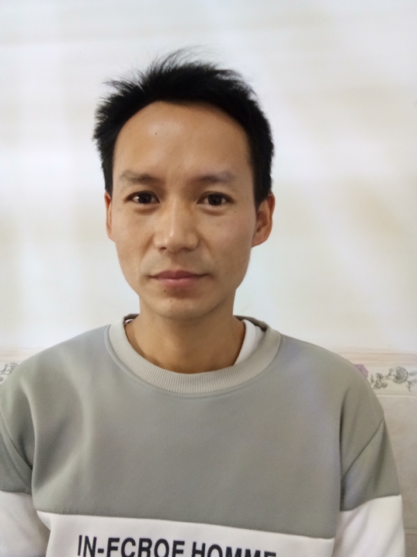 单亲爸爸的第一张照片--上饶相亲服务中心