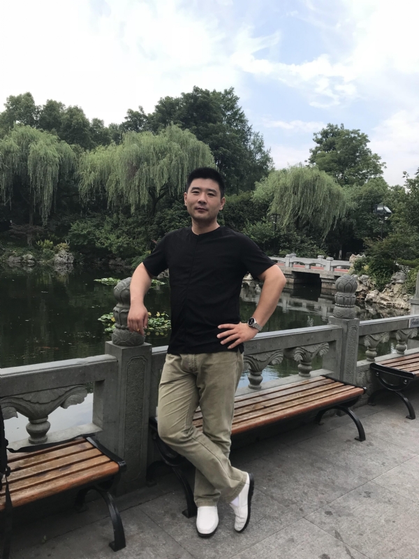 未来可期的第一张照片--上饶相亲服务中心