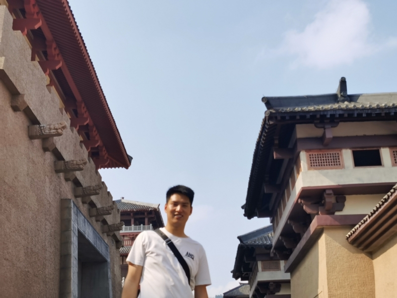 咸鱼不闲的第二张照片--上饶相亲服务中心