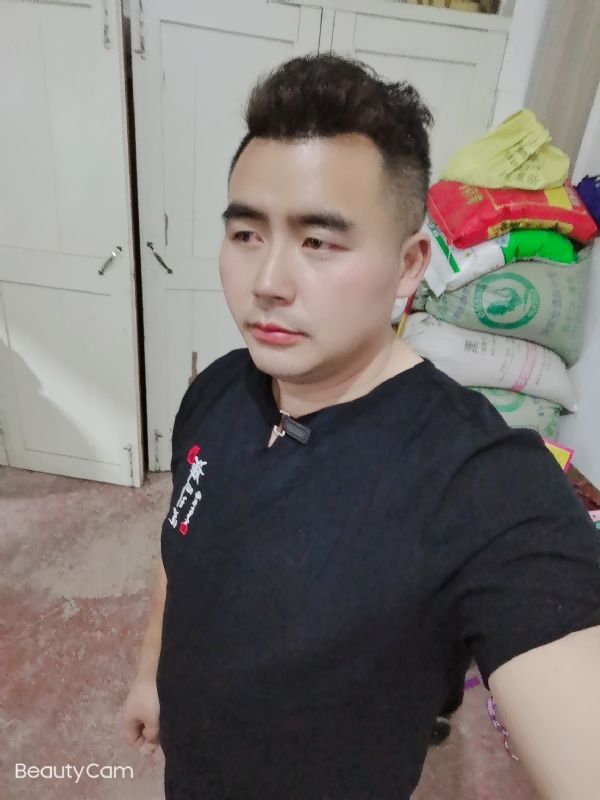 阿杰的第一张照片--上饶相亲服务中心