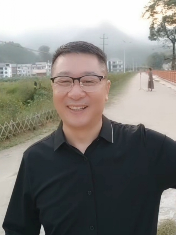 在這裡等你的第二张照片--上饶相亲服务中心