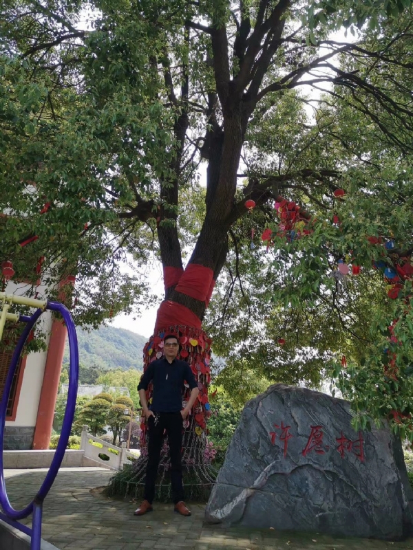 霸气的第一张照片--上饶相亲服务中心