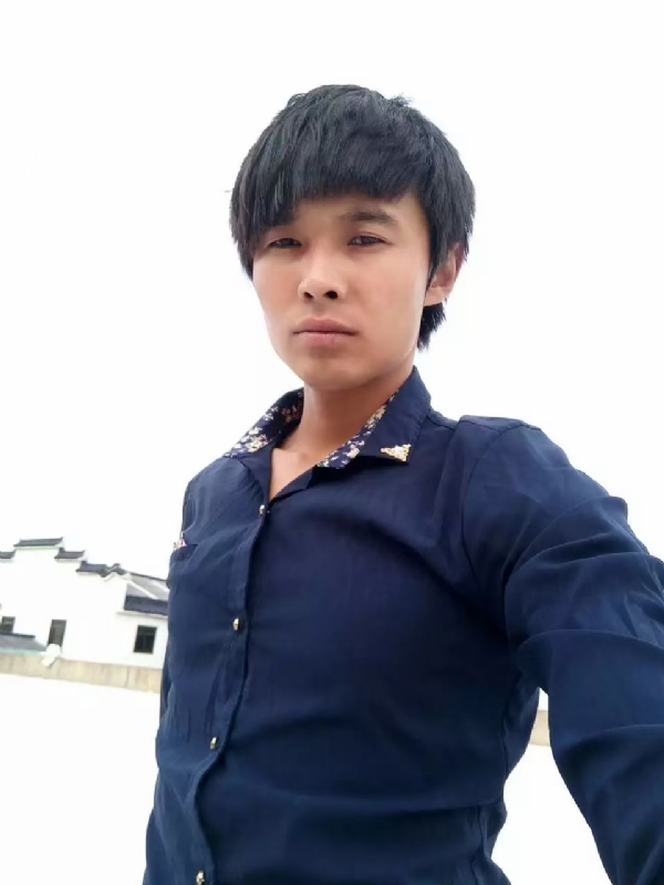 庸人自扰的第一张照片--上饶相亲服务中心