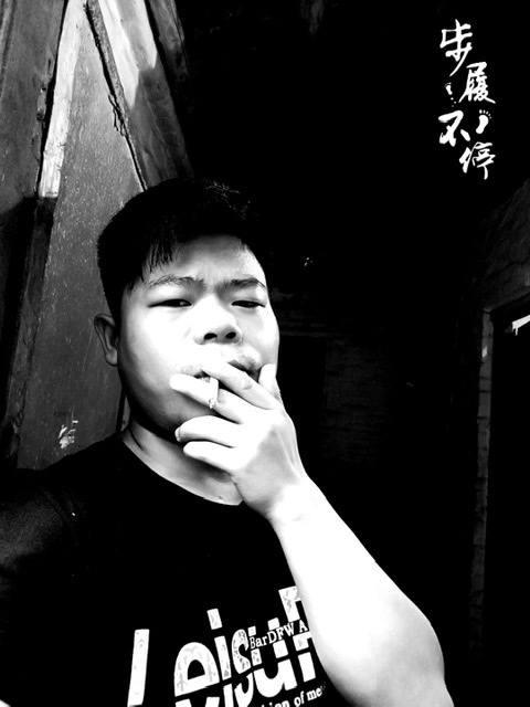 一見鍾情的第三张照片--上饶相亲服务中心