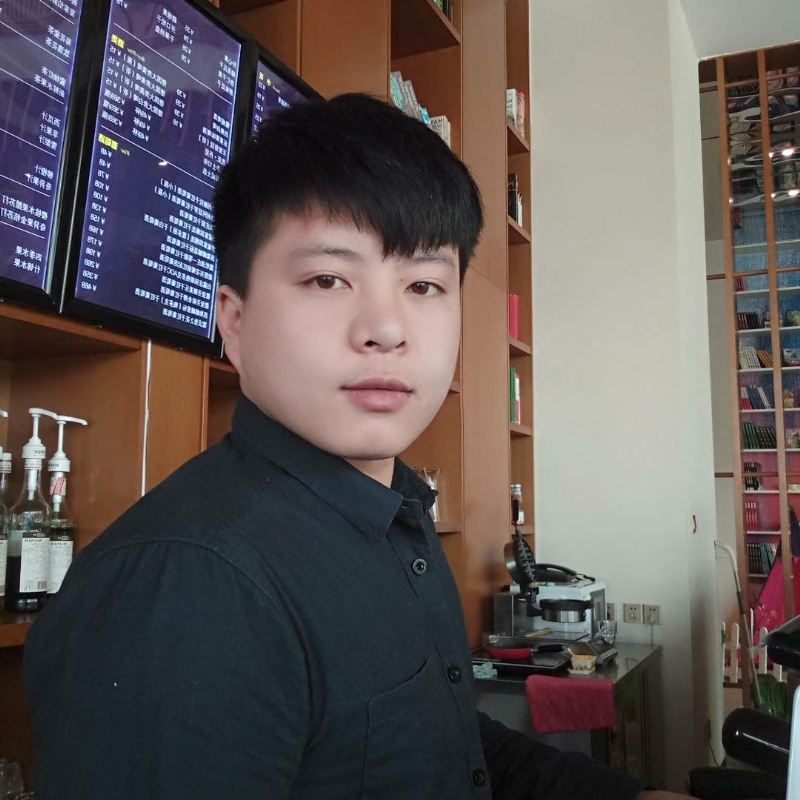 帅被人打的第一张照片--上饶相亲服务中心