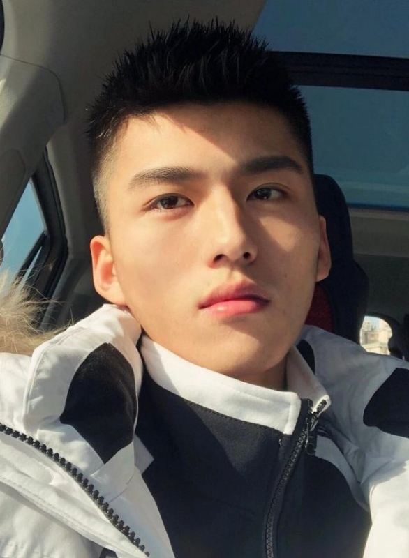 飞翔的第一张照片--上饶相亲服务中心