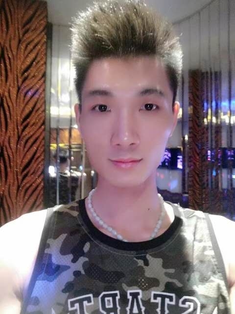 人生如戏的第一张照片--上饶相亲服务中心