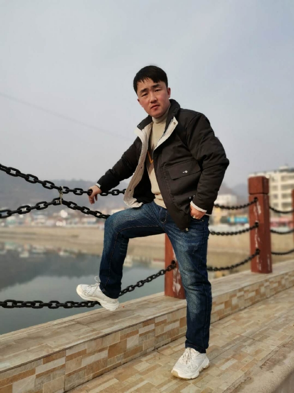 性情中人的第一张照片--上饶相亲服务中心