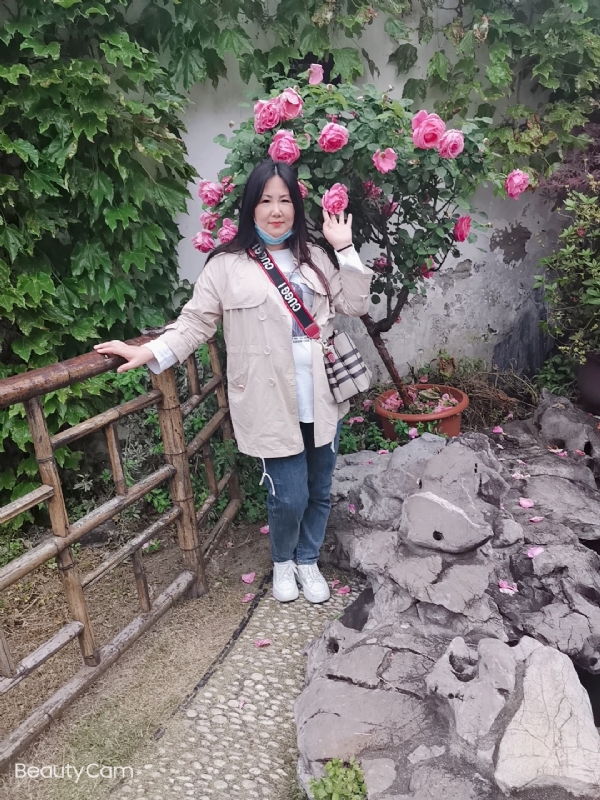 乖乖一女的第三张照片--上饶相亲服务中心