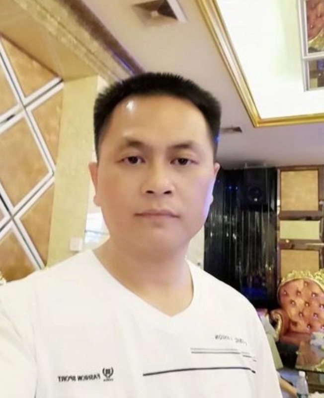 小梁的第一张照片--上饶相亲服务中心