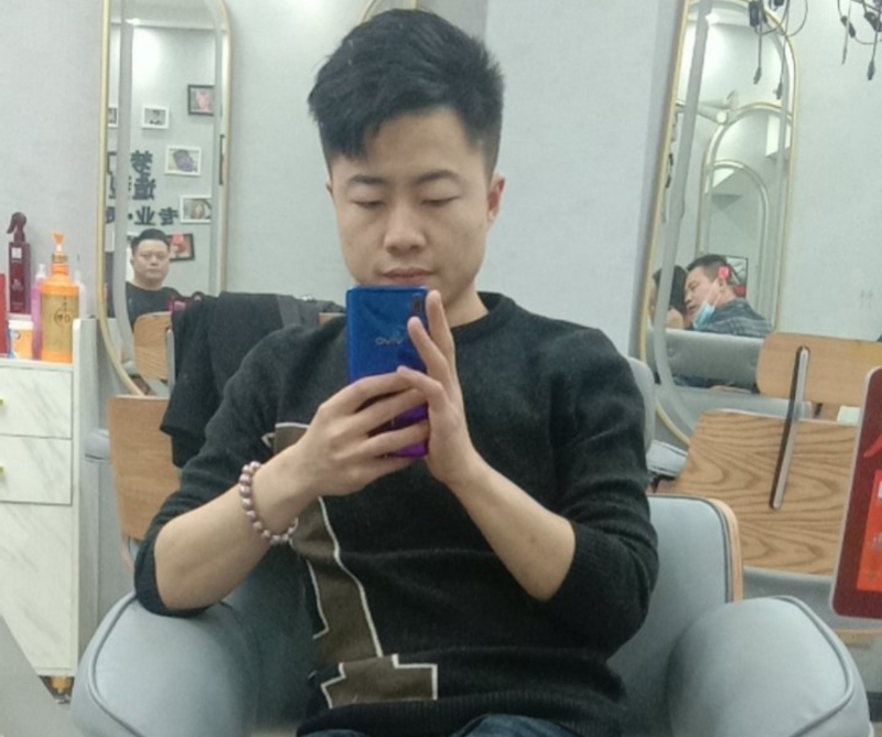 无法自拔的第一张照片--上饶相亲服务中心