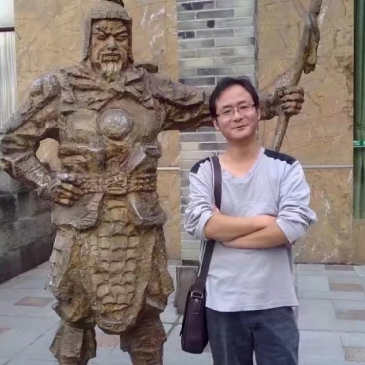 孤狼的第三张照片--上饶相亲服务中心