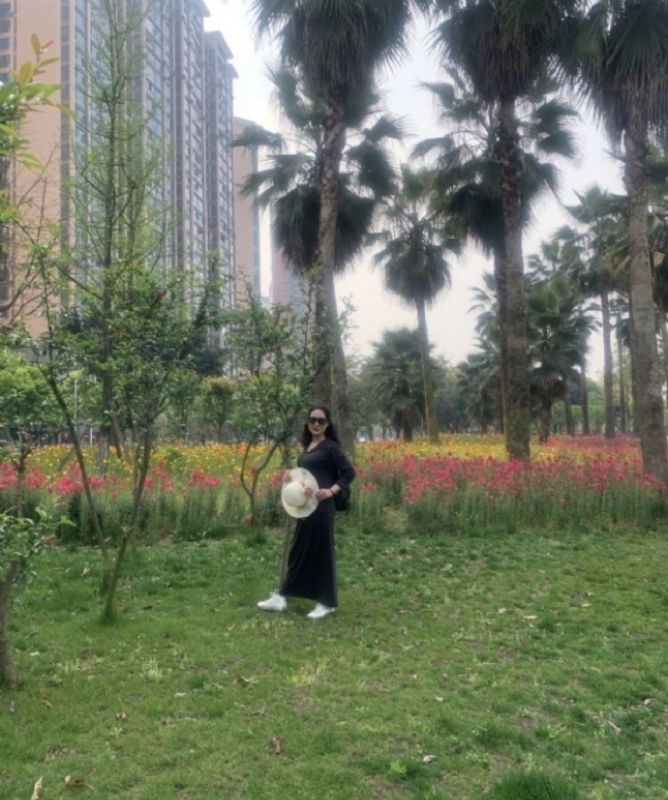 粉墨登场的第一张照片--上饶相亲服务中心