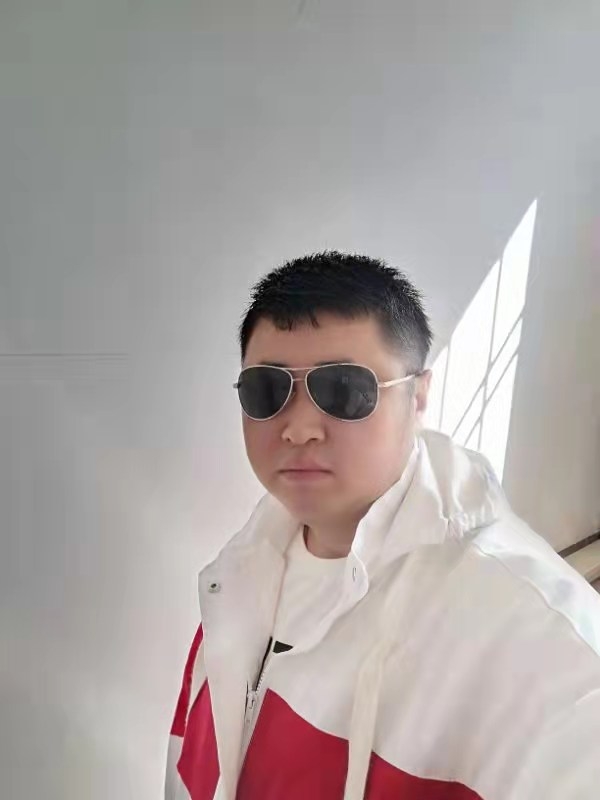 大漠叔叔的第一张照片--上饶相亲服务中心